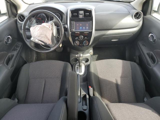  NISSAN VERSA 2018 Білий