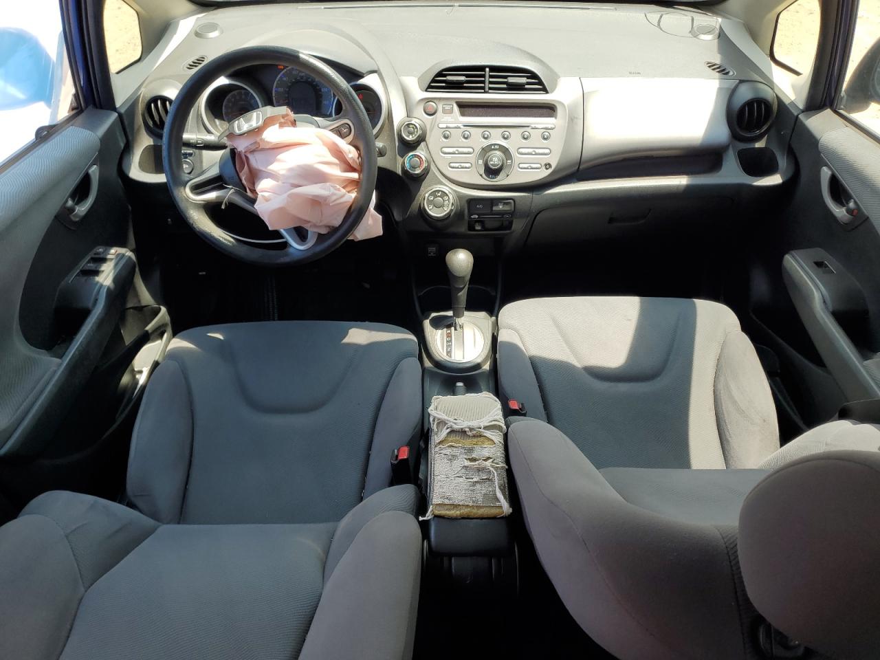 jhmge8h30cc018853 JHMGE8H30CC018853 2012 Honda Fit