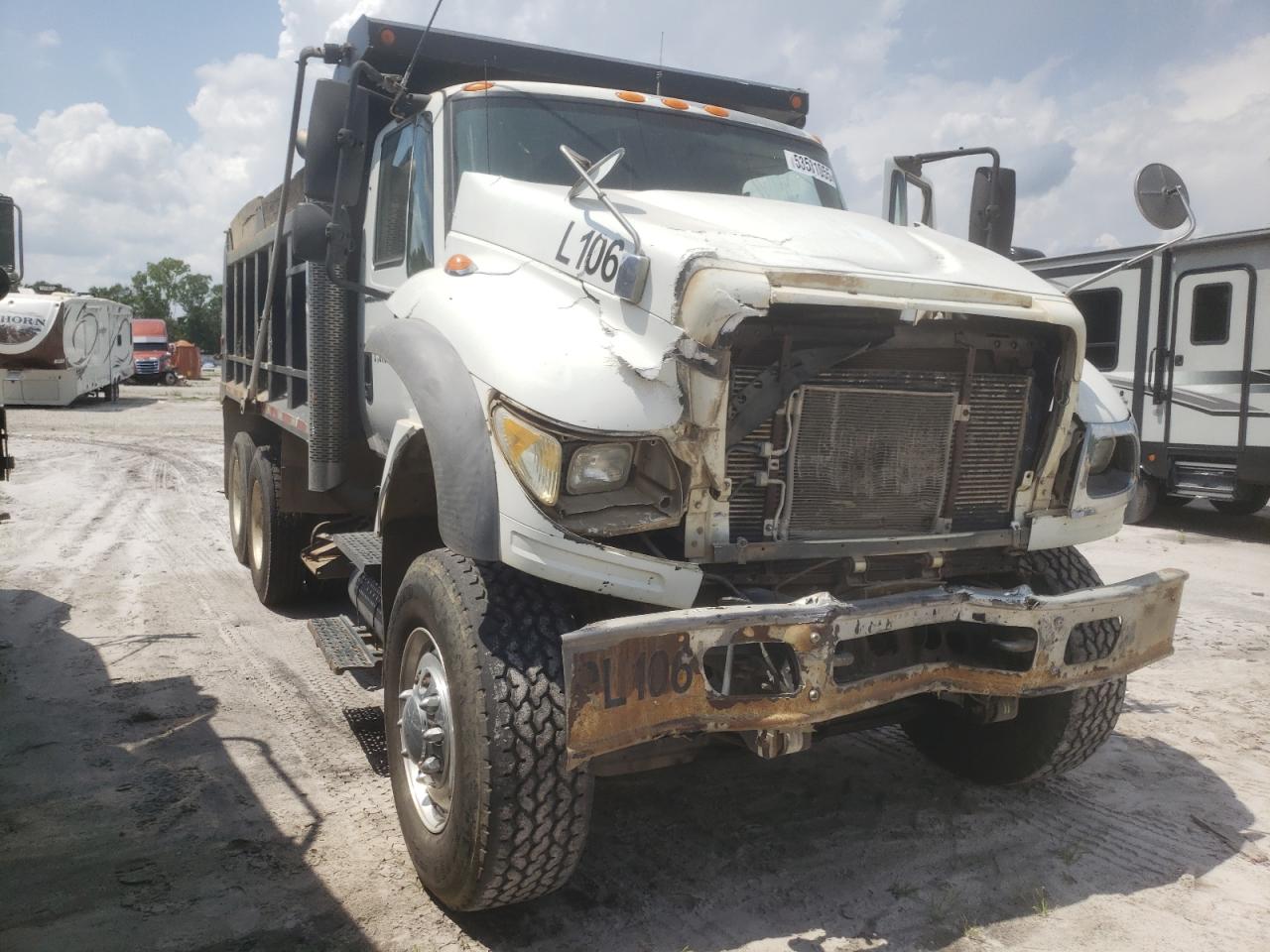 Savannah, GA에서 판매 중인 2004 International 7600 Dump Truck - Front End