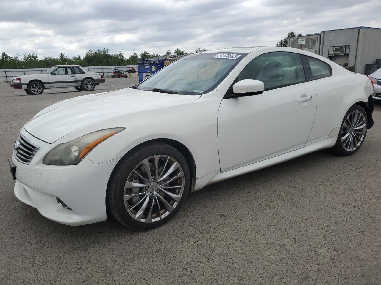 Fresno, CA에서 판매 중인 2012 Infiniti G37 Base - Rear End