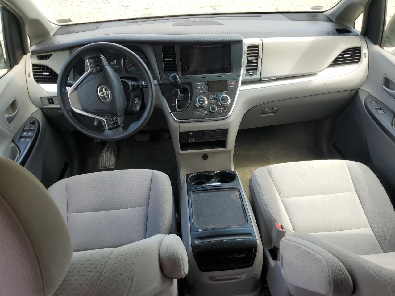 2015 Toyota Sienna Le VIN: 5TDKK3DC4FS555435 Lot: 54055525