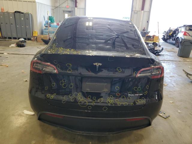  TESLA MODEL Y 2022 Черный