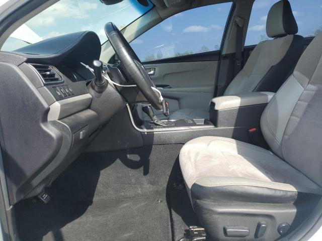  TOYOTA CAMRY 2015 White