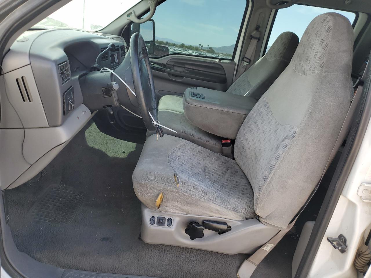 1999 Ford F350 Srw Super Duty VIN: 1FTSW31F5XED97245 Lot: 52635755