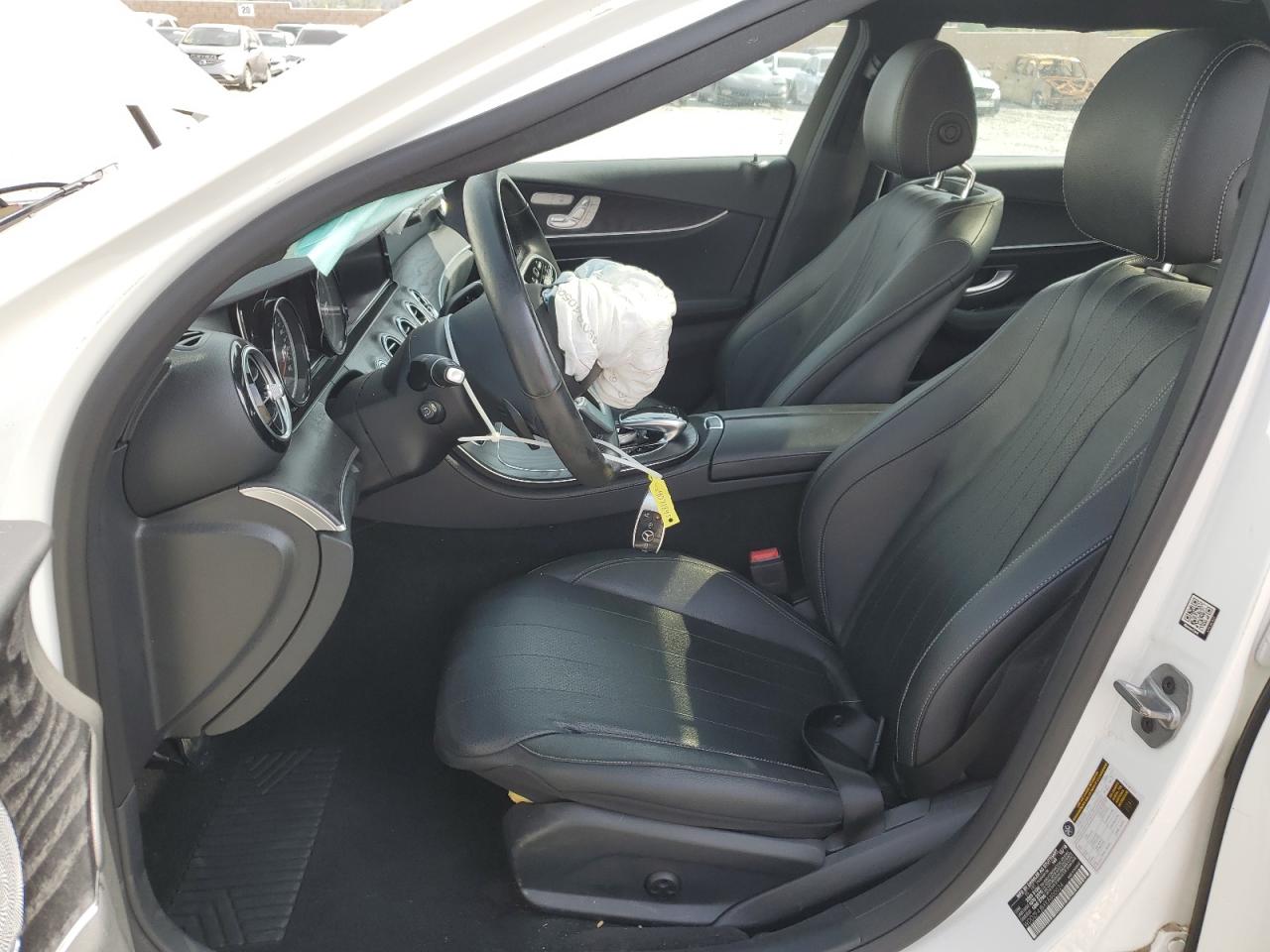 2019 Mercedes-Benz E 300 VIN: WDDZF4JBXKA600024 Lot: 54071845