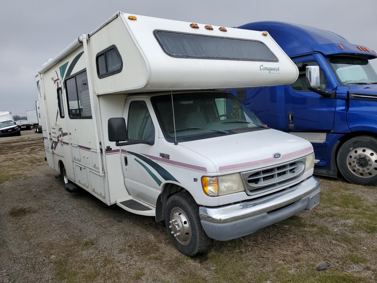 1999 Gulf Stream Travel Tra for Sale in Dyer, IN - Rear End