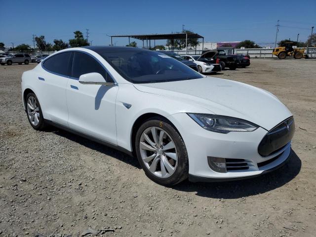 Хэтчбеки TESLA MODEL S 2015 Белый