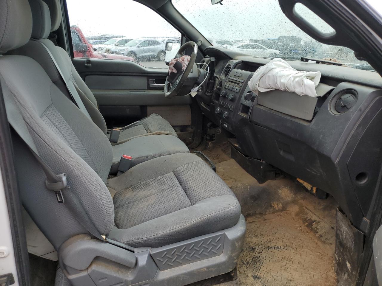 2013 Ford F150 VIN: 1FTMF1CM3DKE32046 Lot: 54606405