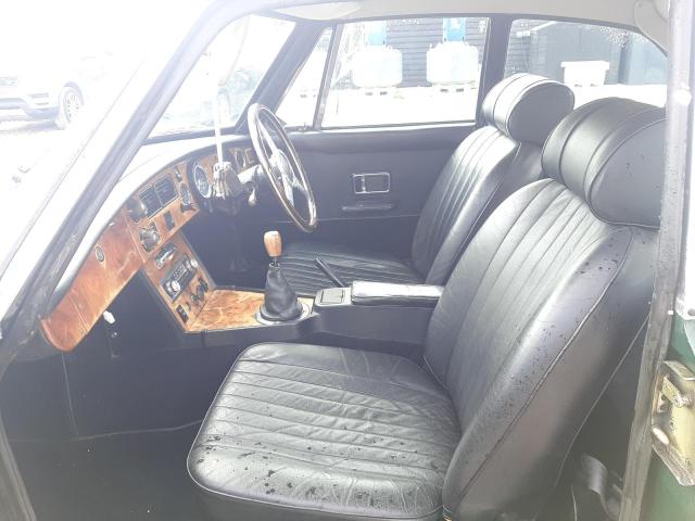 1975 MG B GT