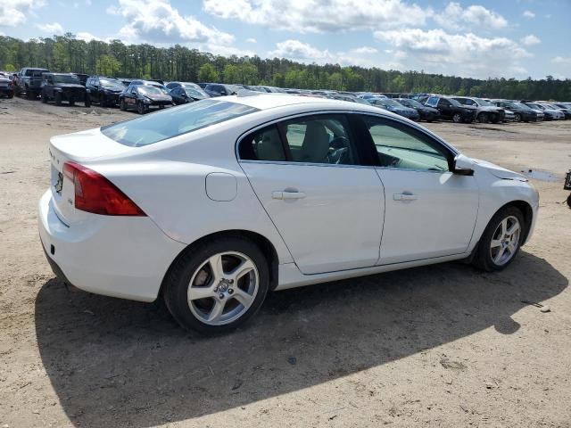 Sedans VOLVO S60 2012 Biały
