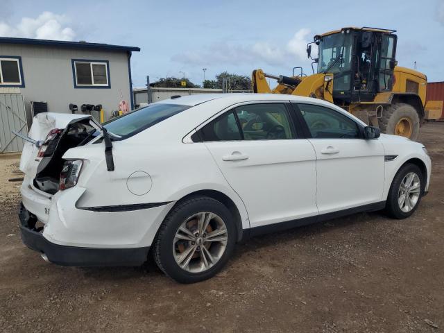  FORD TAURUS 2018 Білий