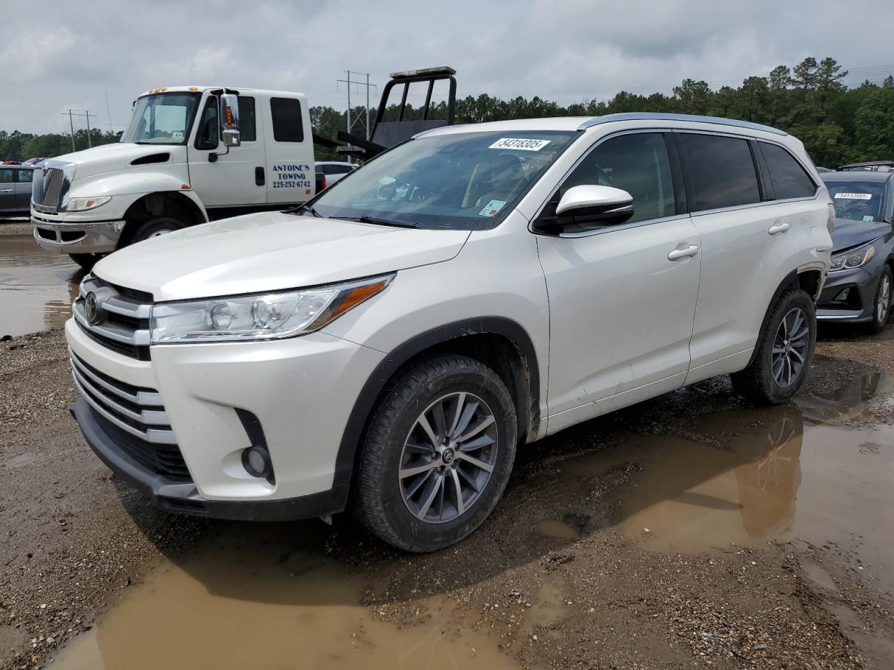 2018 Toyota Highlander Se de vânzare în Greenwell Springs, LA - Rear End