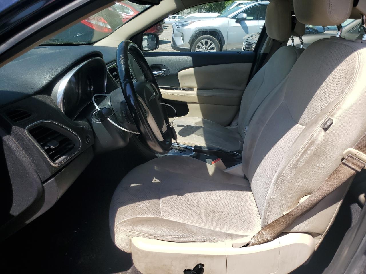 2012 Chrysler 200 Touring VIN: 1C3CCBBB3CN189625 Lot: 52030465