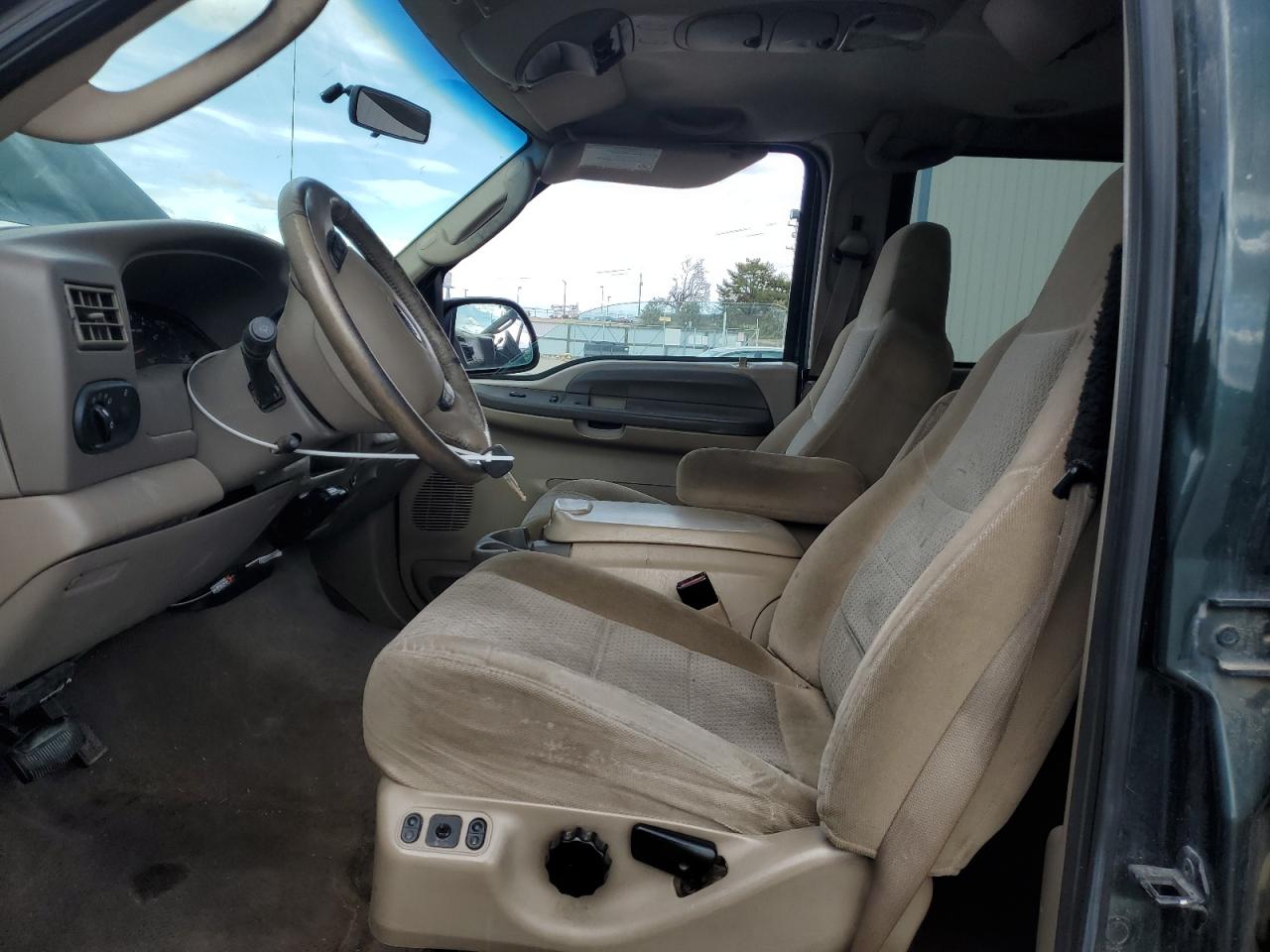 2004 Ford Excursion Xlt VIN: 1FMNU41S74ED33740 Lot: 51643285