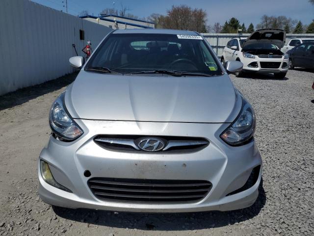 Hatchbacks HYUNDAI ACCENT 2013 Srebrny