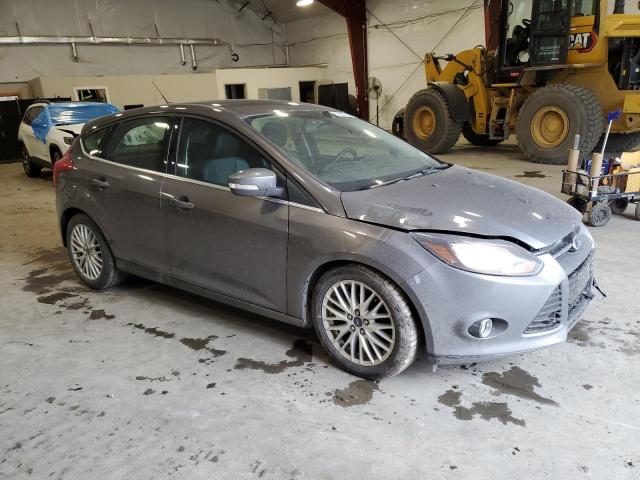  FORD FOCUS 2014 Серый