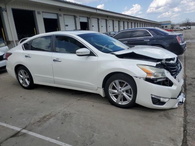 Sedans NISSAN ALTIMA 2015 White
