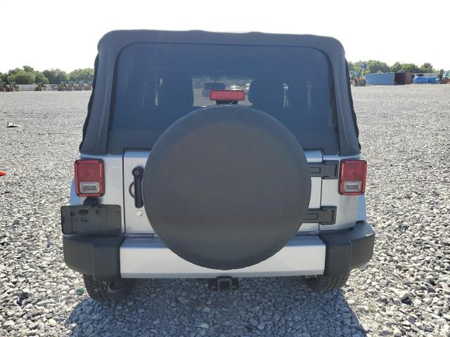  JEEP WRANGLER 2015 Srebrny