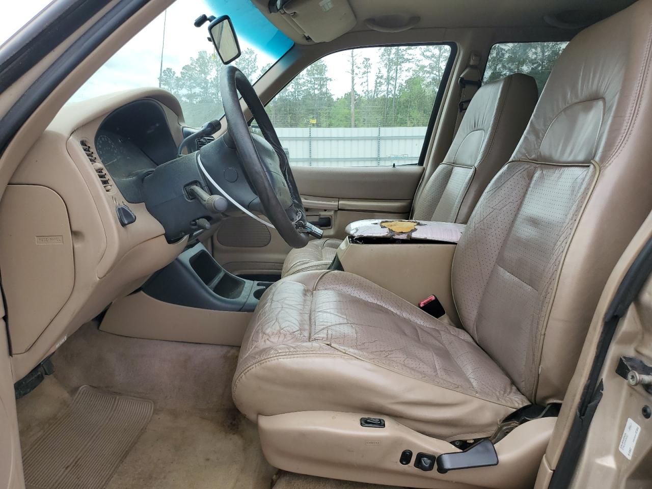 1998 Ford Explorer VIN: 1FMZU34E8WUD28654 Lot: 50938175