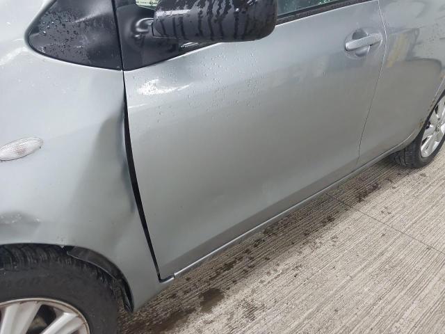 2010 TOYOTA YARIS TR V