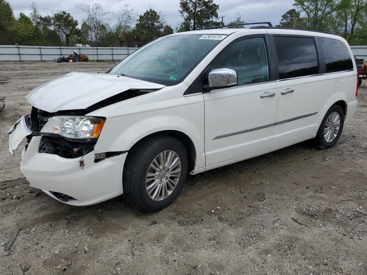 2012 Chrysler Town & Country Touring L