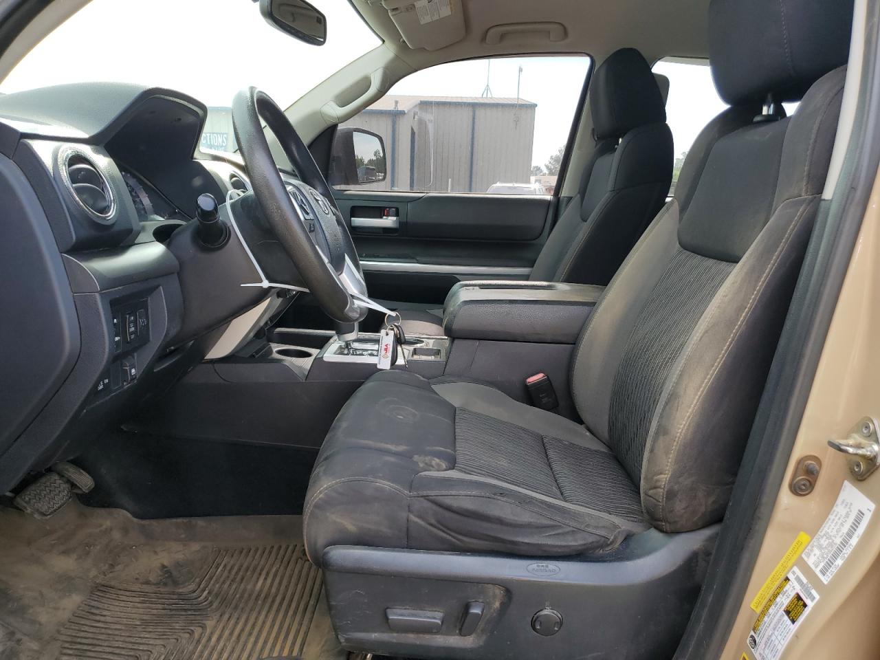 2017 Toyota Tundra Crewmax Sr5 VIN: 5TFDW5F18HX611152 Lot: 53839435