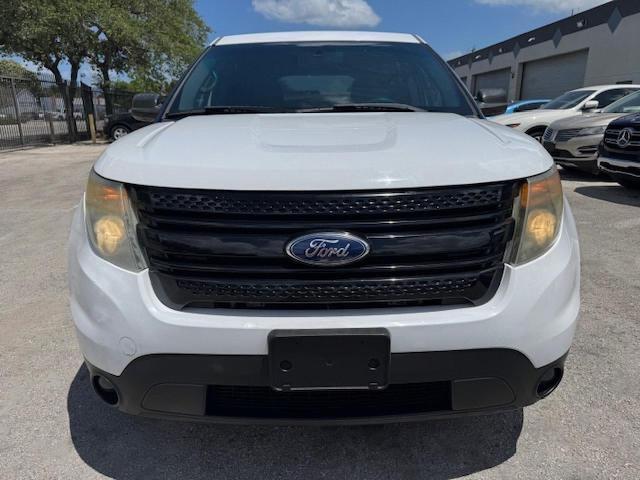 Паркетники FORD EXPLORER 2013 Білий