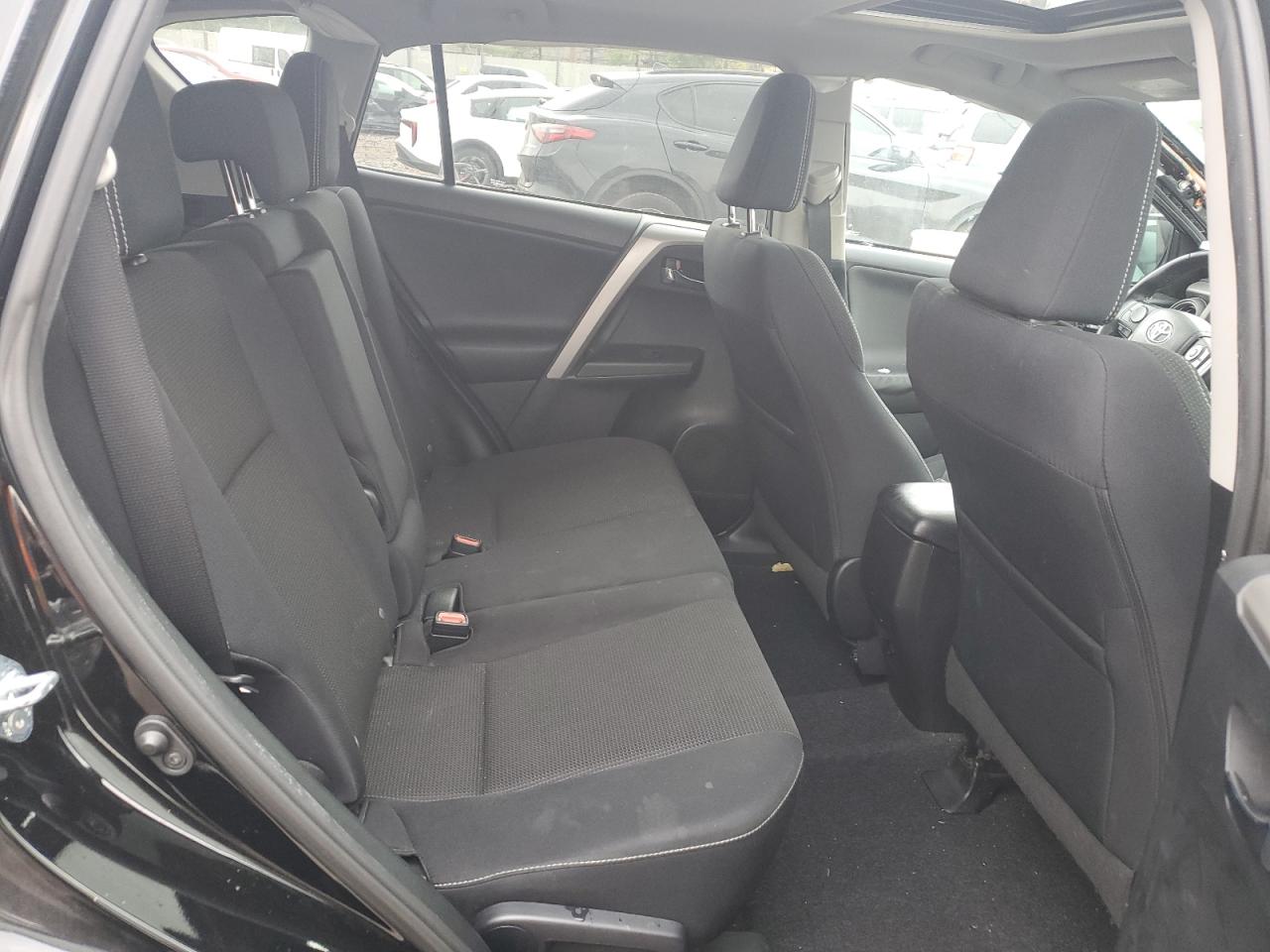 2t3rfrev0gw528206 2T3RFREV0GW528206 2016 Toyota Rav4 Xle