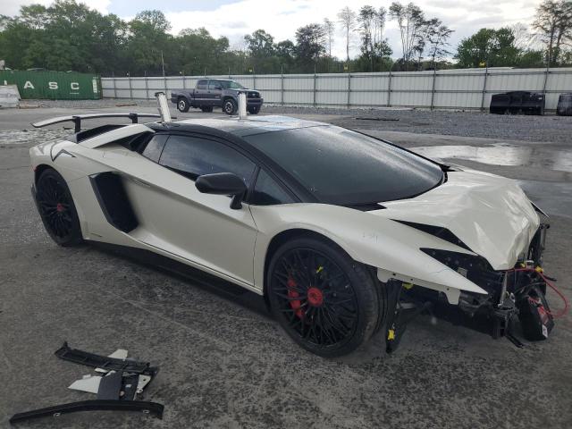 2017 LAMBORGHINI AVENTADOR SV