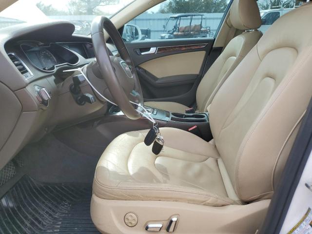 Sedans AUDI A4 2015 White