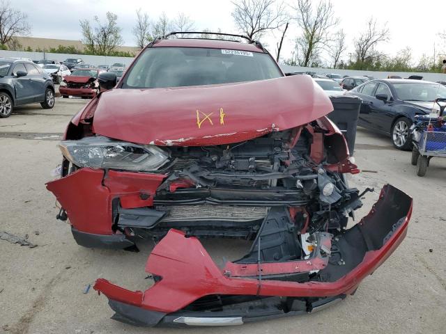  NISSAN ROGUE 2017 Красный