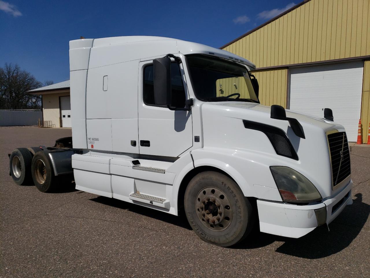 2015 Volvo Vn Vnl en Venta en Avon, MN - Minor Dent/Scratches