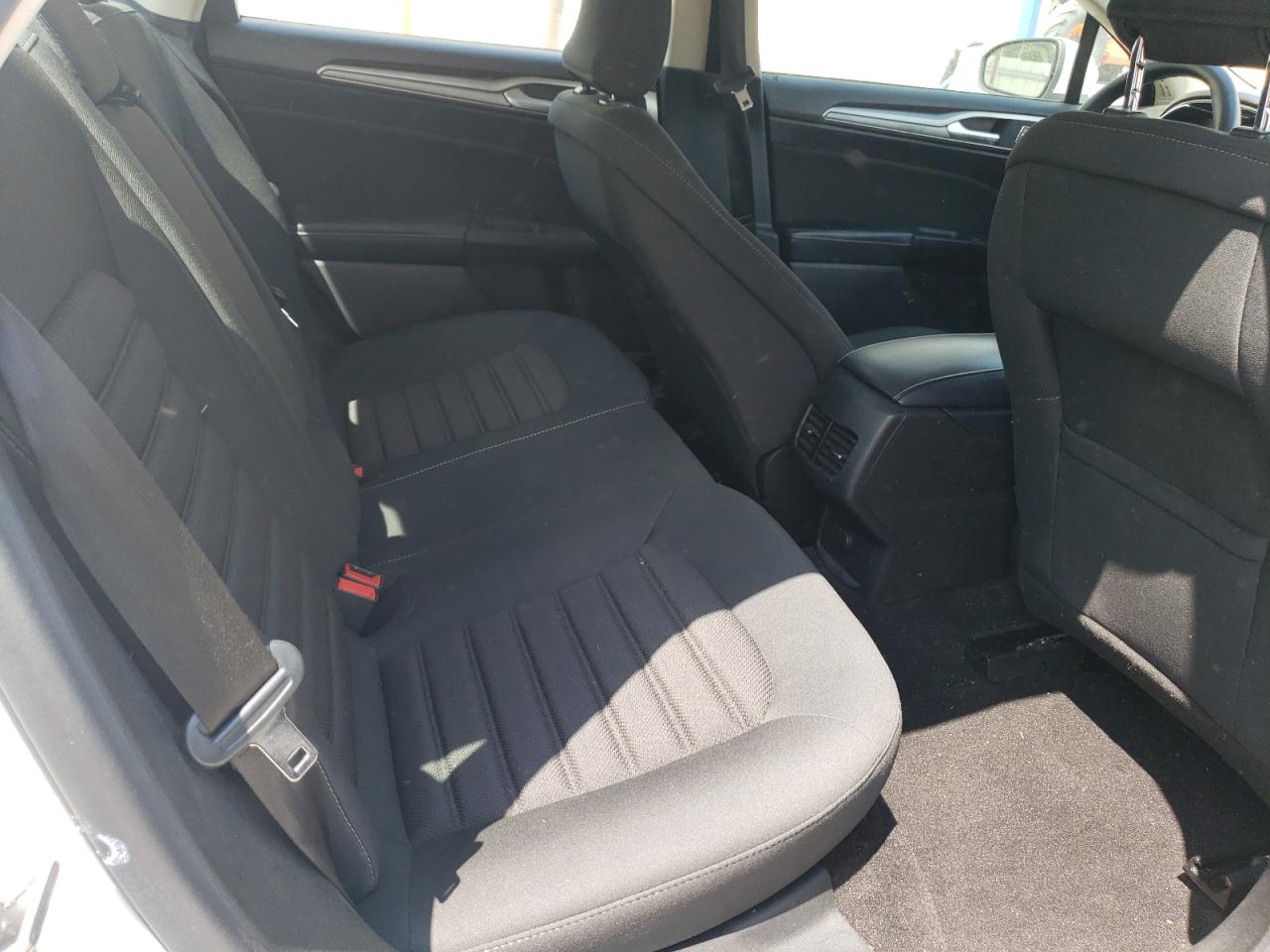 2019 Ford Fusion Se VIN: 3FA6P0LU9KR124913 Lot: 54146875