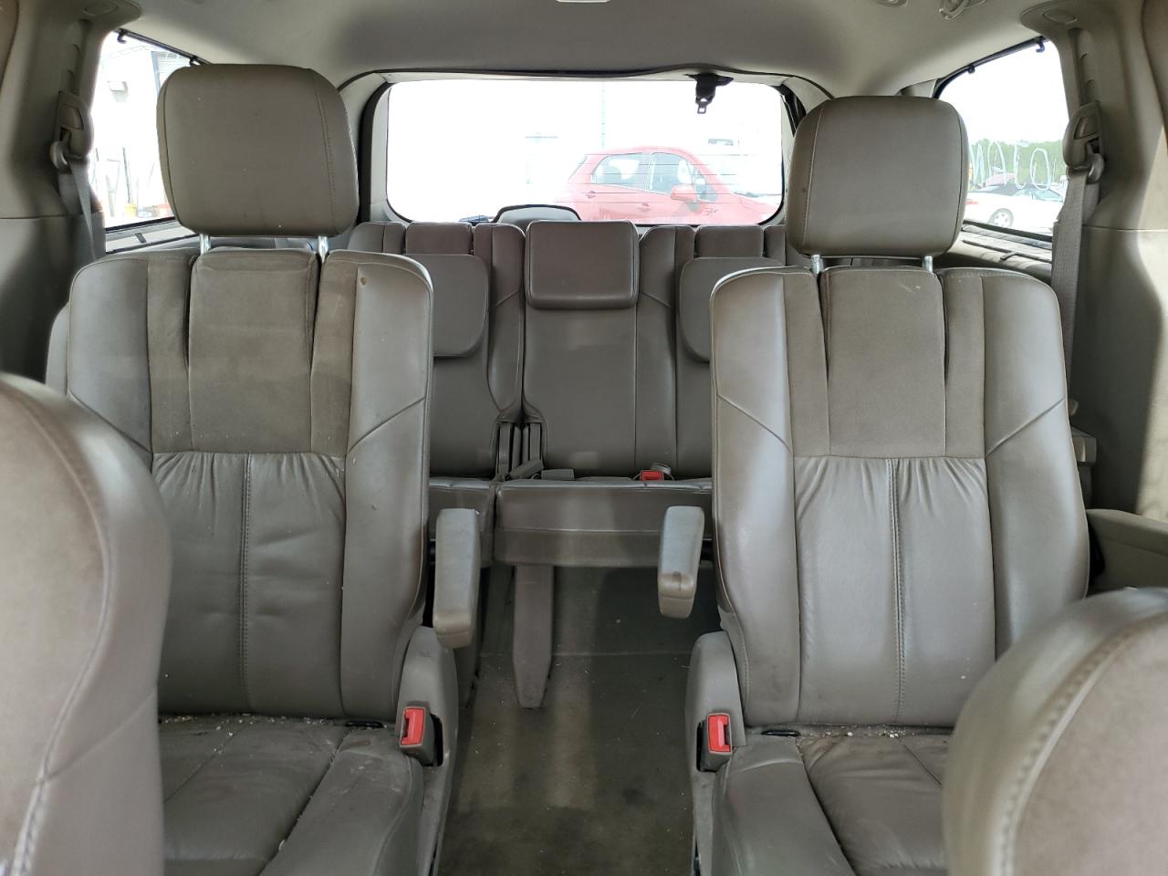 2011 Chrysler Town & Country Limited VIN: 2A4RR6DG3BR714747 Lot: 54141165
