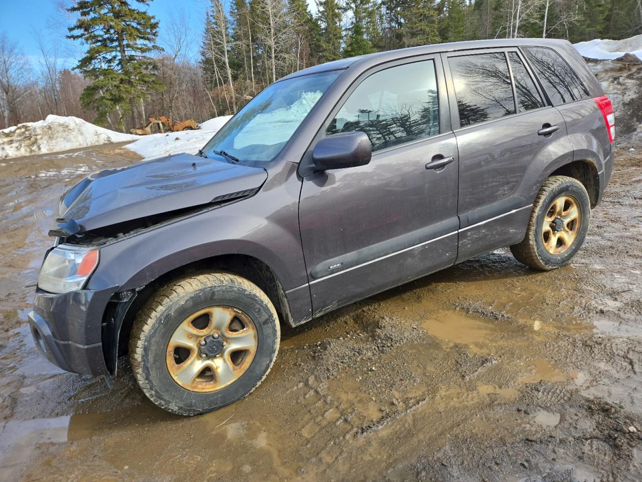 2012 Suzuki Grand Vitara Premium for Sale in Montreal-est, QC - Front End