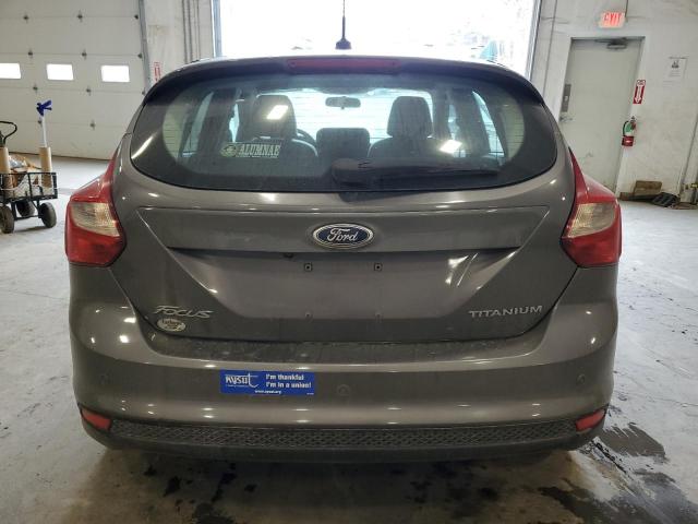  FORD FOCUS 2014 Серый