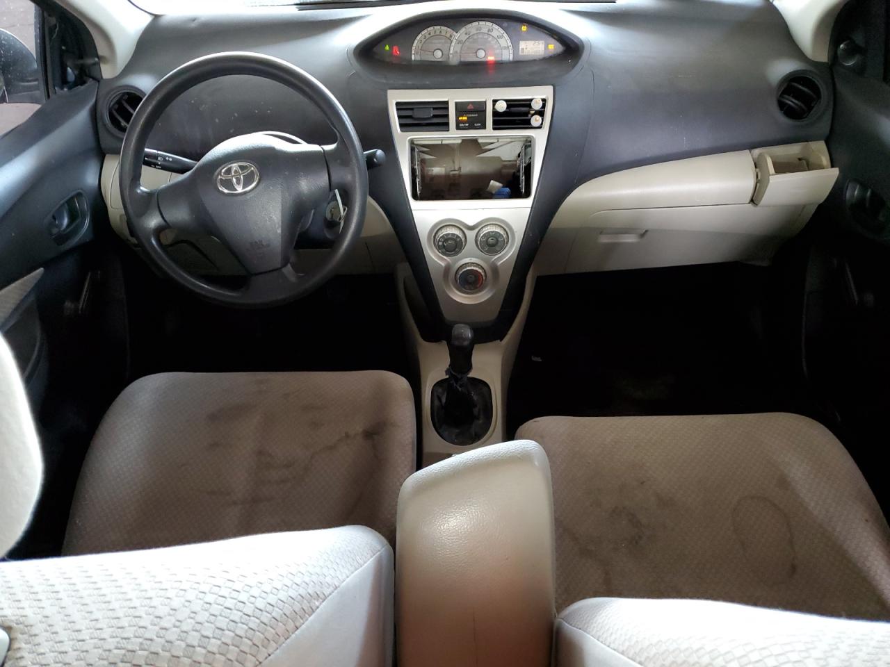 2008 Toyota Yaris VIN: JTDBT923581263652 Lot: 53272385