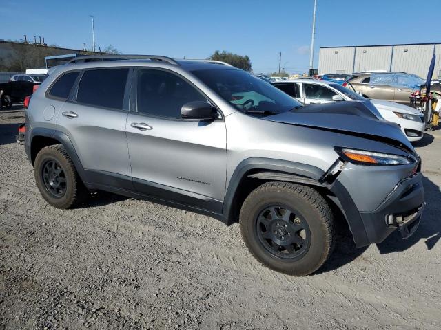 Parquets JEEP CHEROKEE 2017 Srebrny