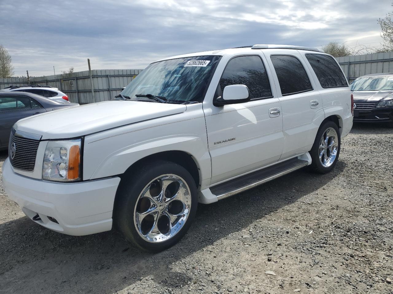 2002 Cadillac Escalade Luxury for Sale in Arlington, WA - Burn - Interior