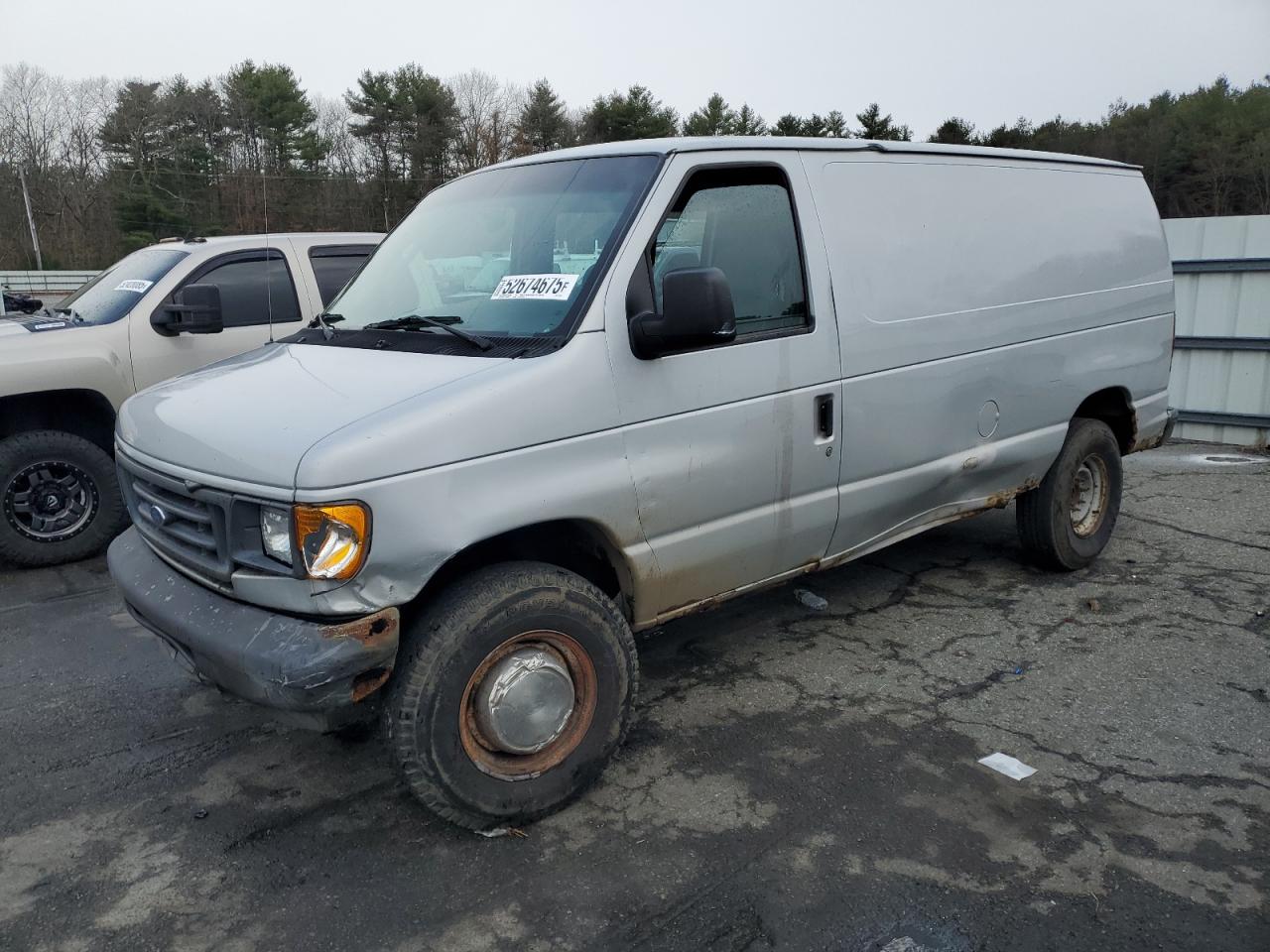 2005 Ford Econoline E250 Van за продажба в Exeter, RI - Front End