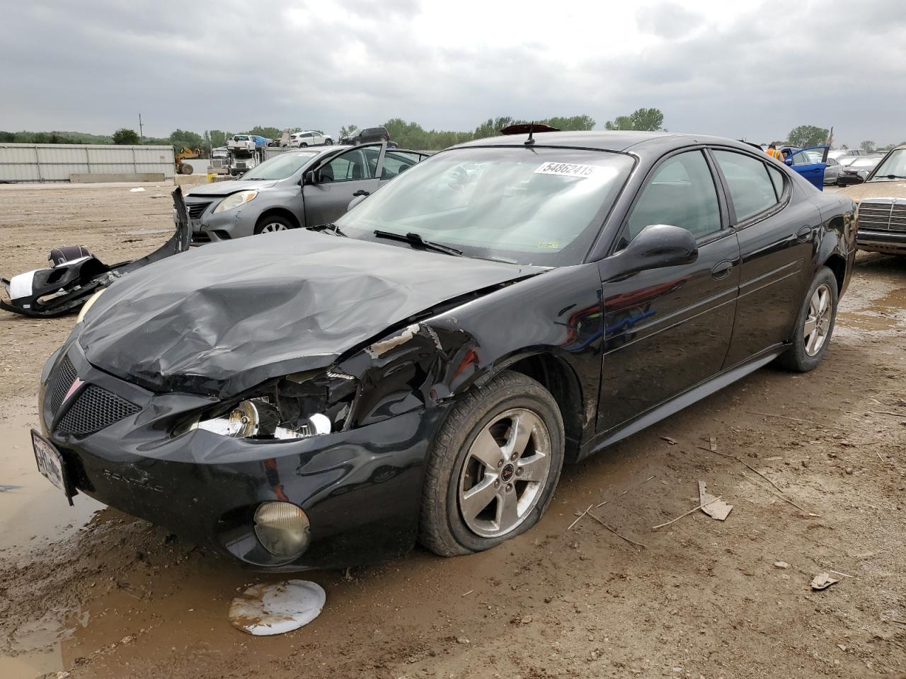 2005 Pontiac Grand Prix for Sale in Kansas City, KS - Front End