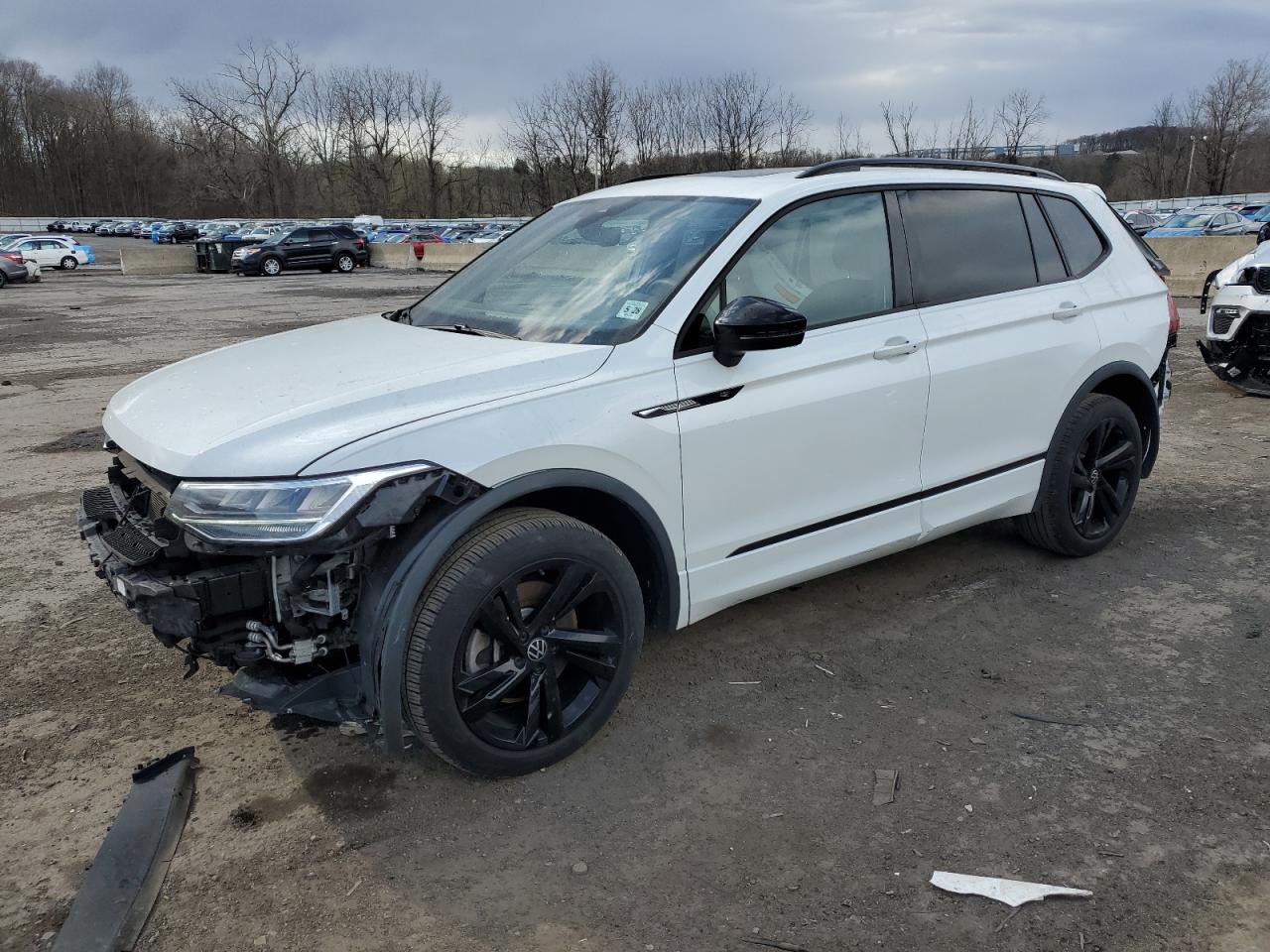 2023 Volkswagen Tiguan Se R-Line Black