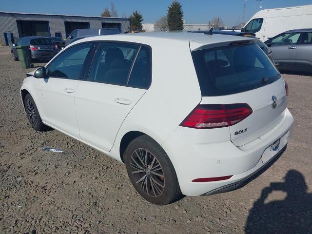 2017 VOLKSWAGEN GOLF SE NA