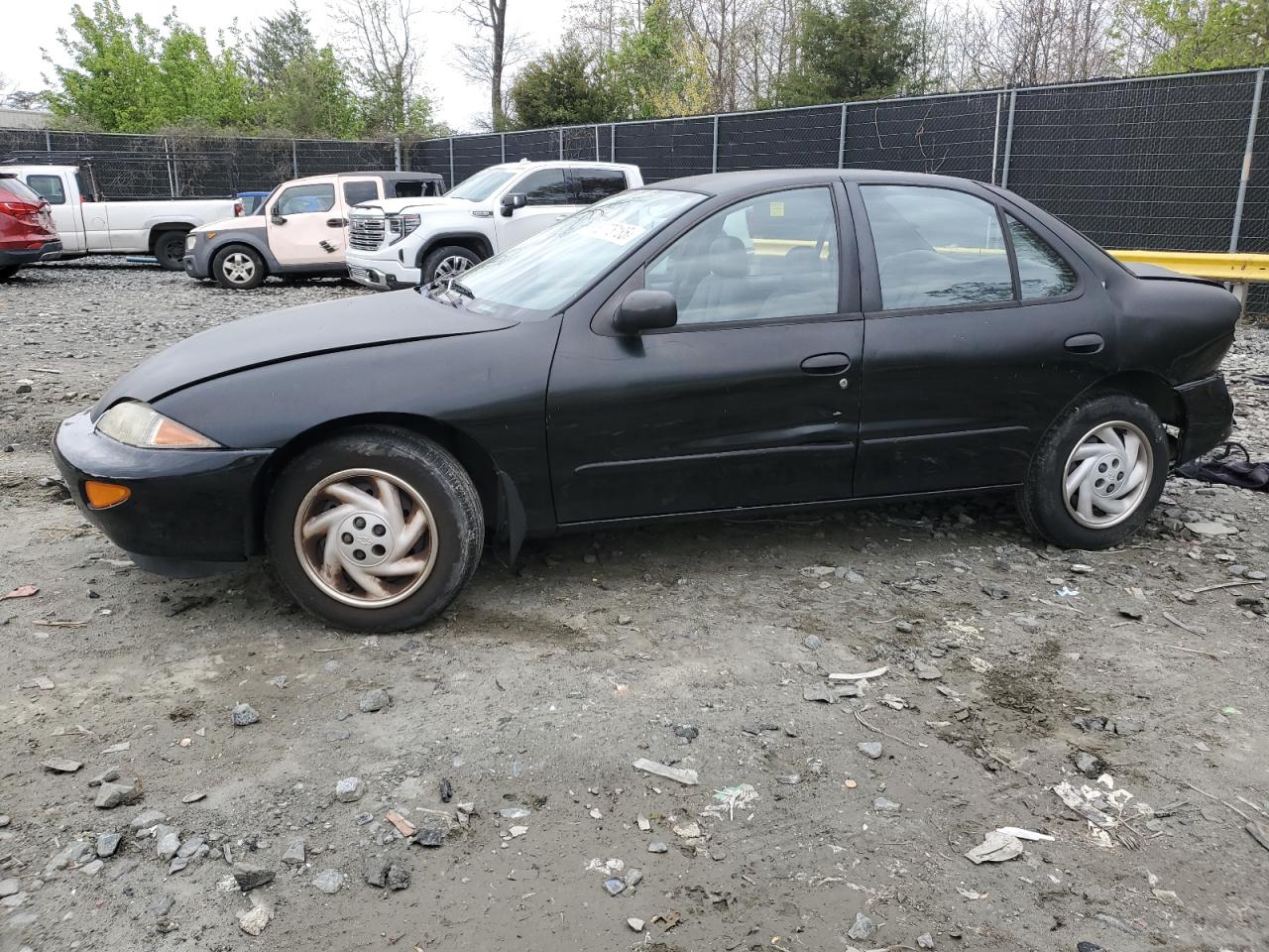 1999 Chevrolet Cavalier продається в Waldorf, MD - Rear End