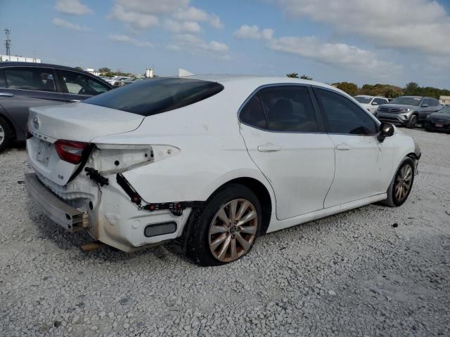  TOYOTA CAMRY 2019 White