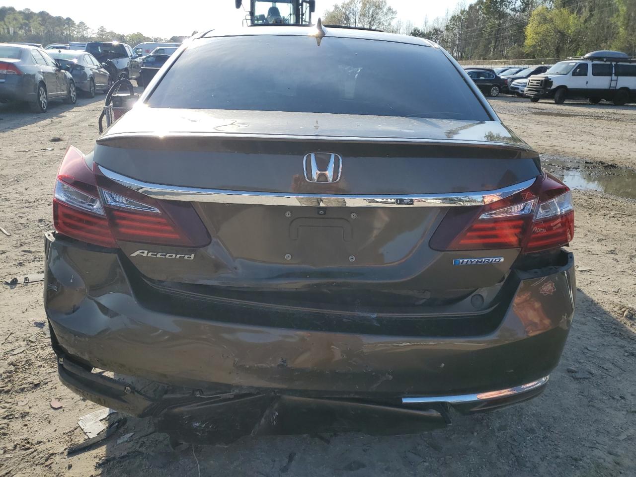 2017 Honda Accord Hybrid Exl VIN: JHMCR6F56HC013112 Lot: 50990405