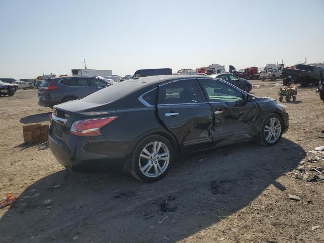 NISSAN ALTIMA 2015 Чорний