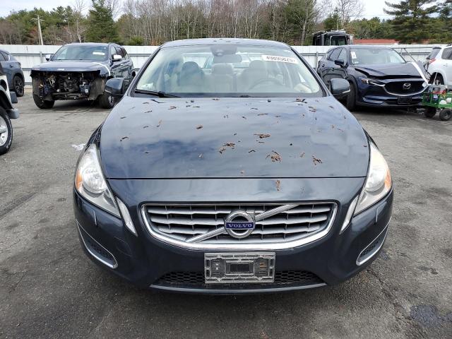 VOLVO S60 2013 Синий