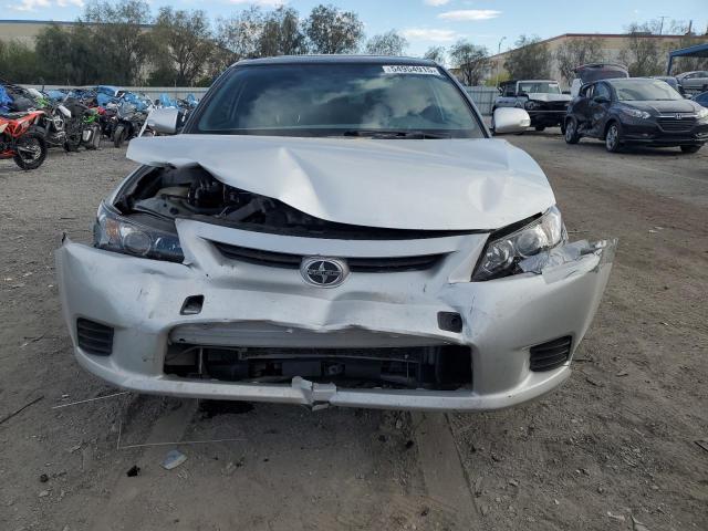 Хетчбеки TOYOTA SCION 2013 Сріблястий