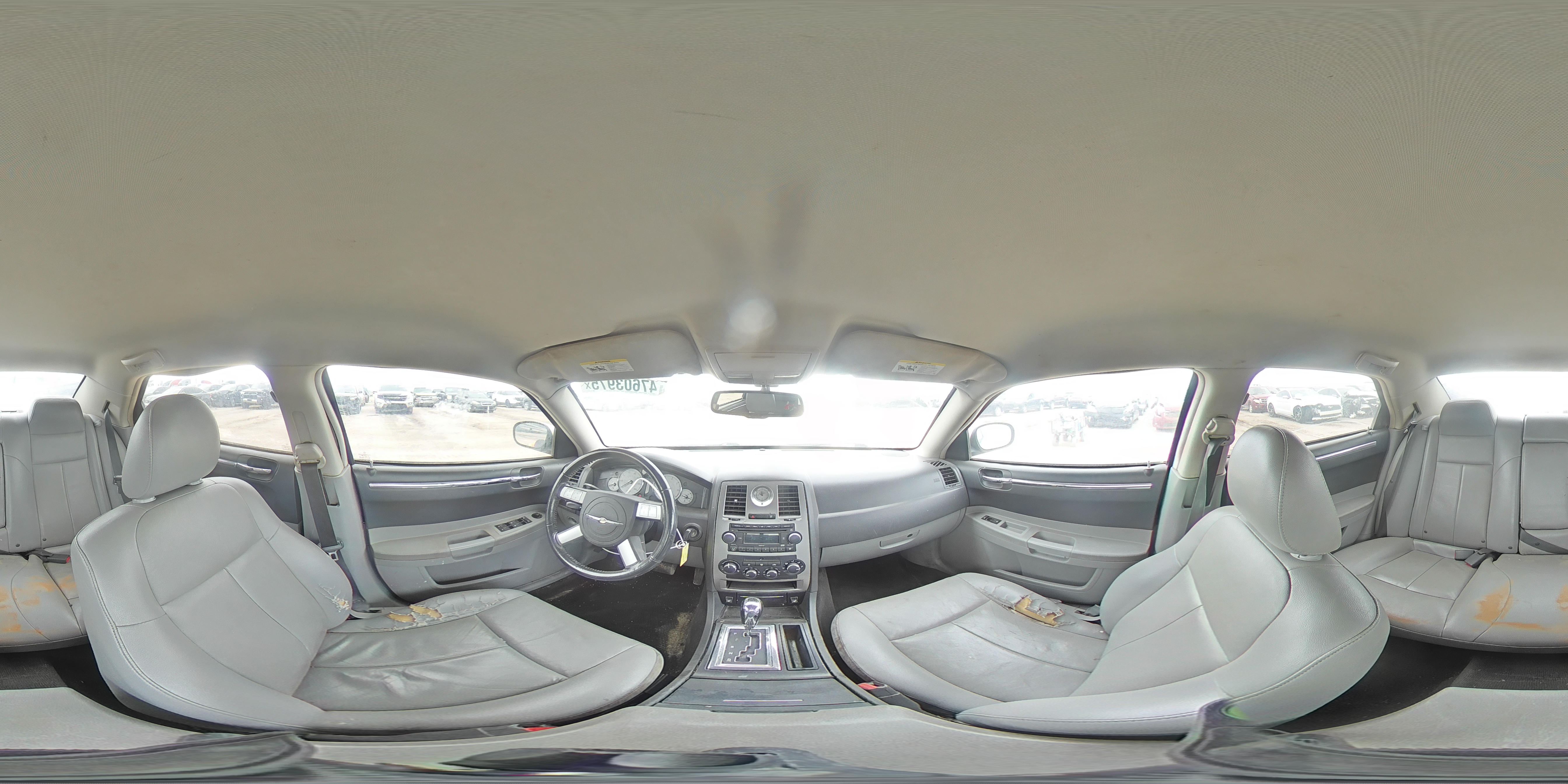 2006 Chrysler 300 - Image 14